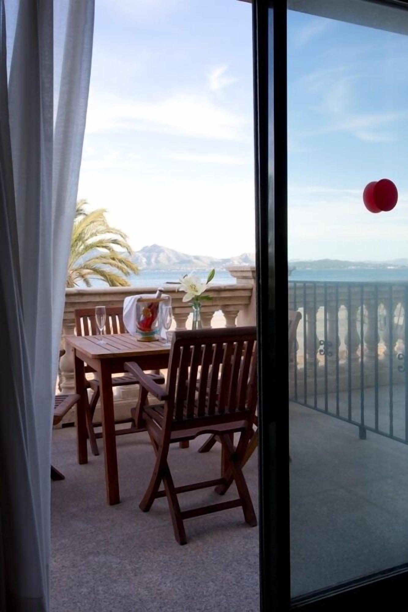 Apartments Galeon Suites Port de Pollença Extérieur photo