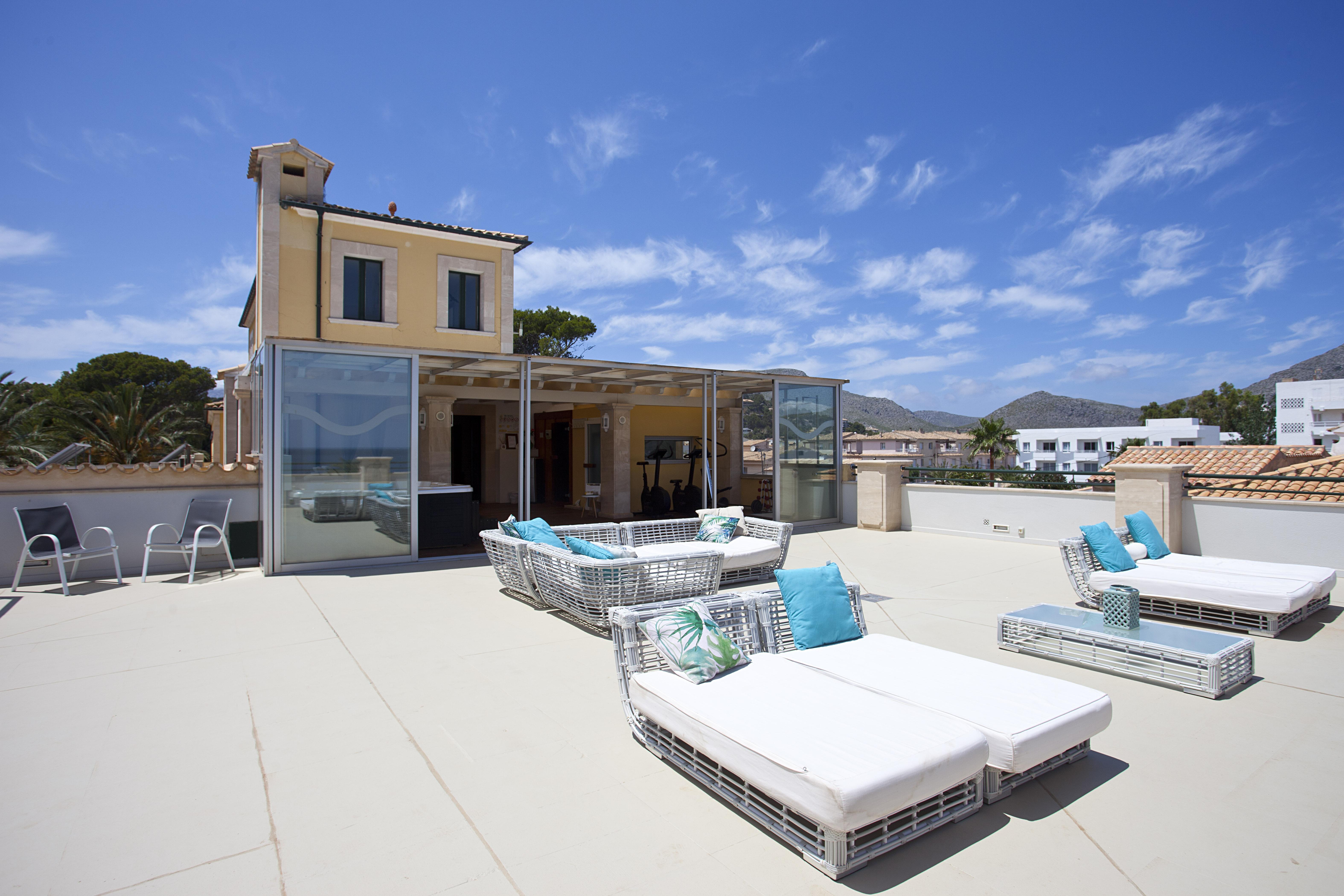 Apartments Galeon Suites Port de Pollença Extérieur photo
